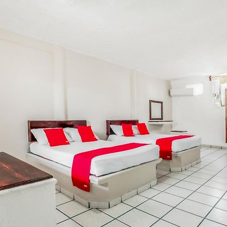 Oyo Hotel Jaguar Cancún Zewnętrze zdjęcie