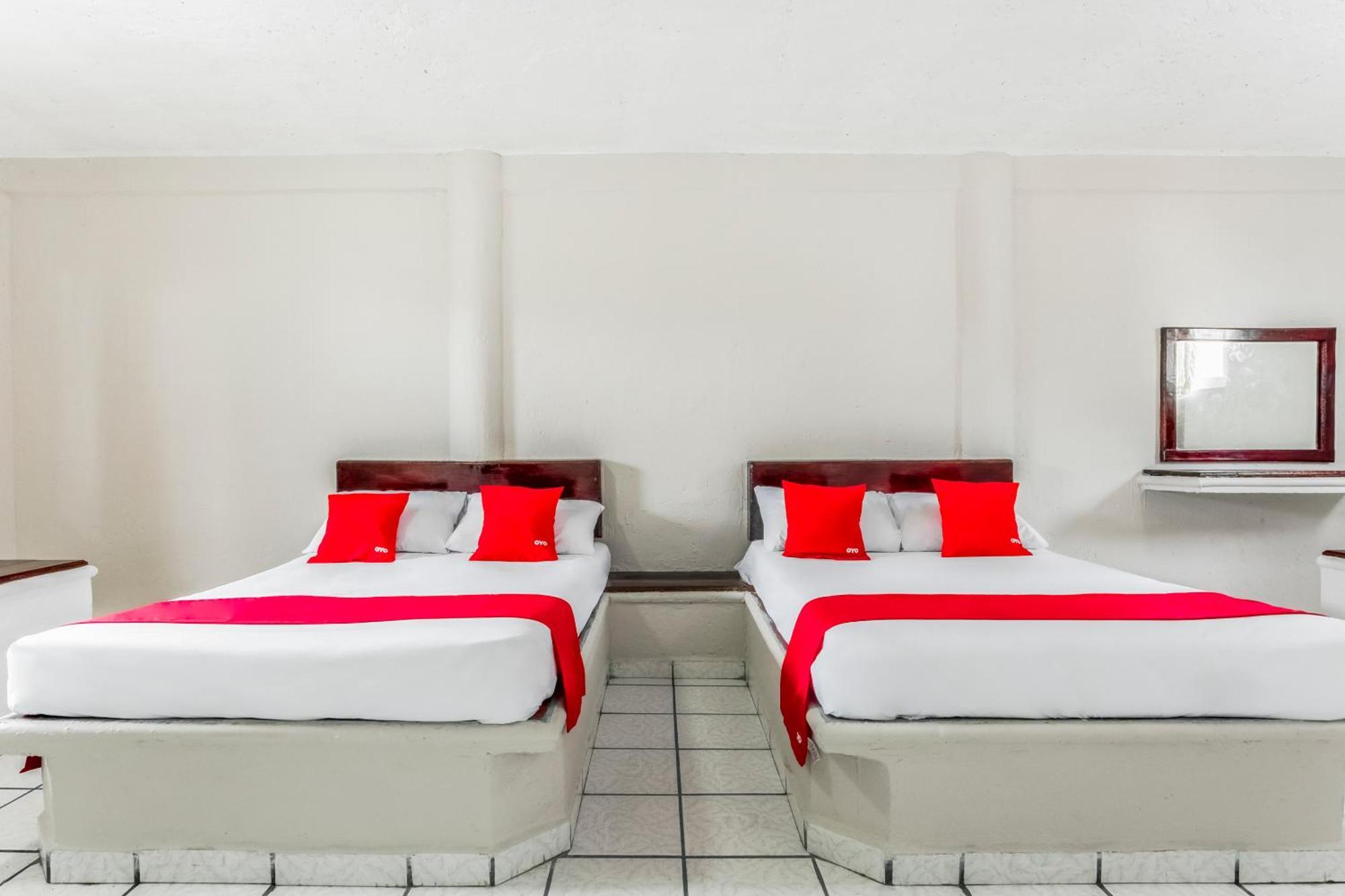 Oyo Hotel Jaguar Cancún Zewnętrze zdjęcie